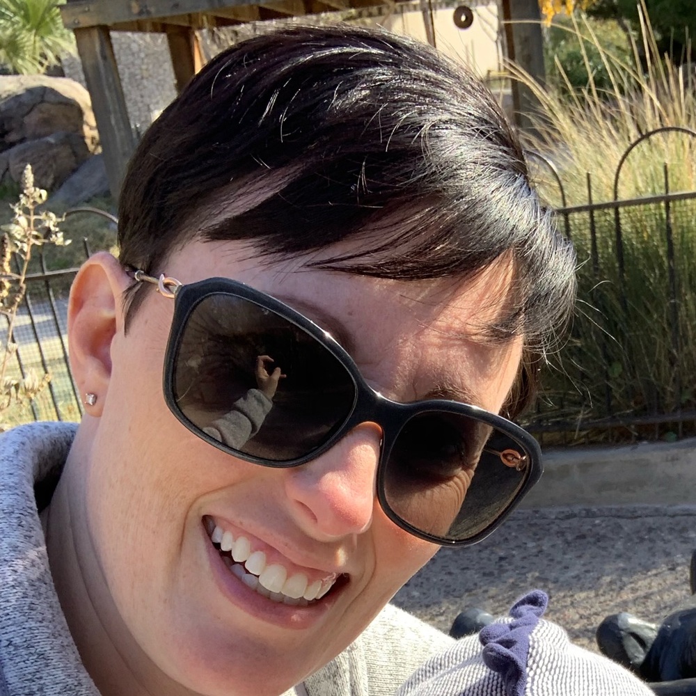 Meet your Posher, Melissa